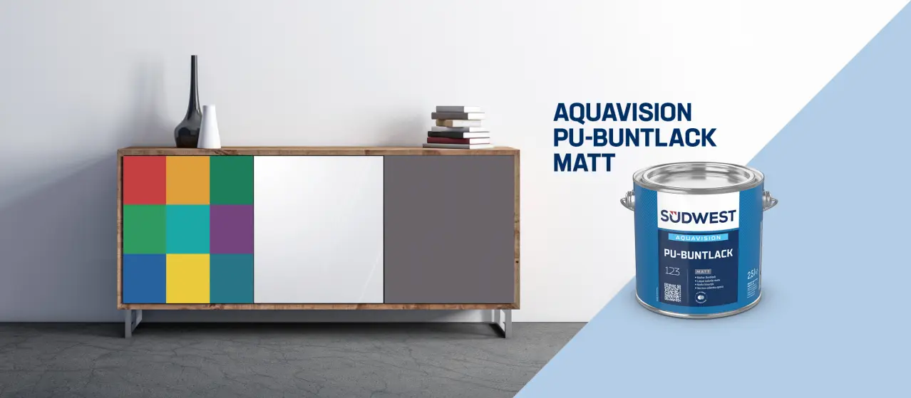 Colourful sideboard in front of a white wall