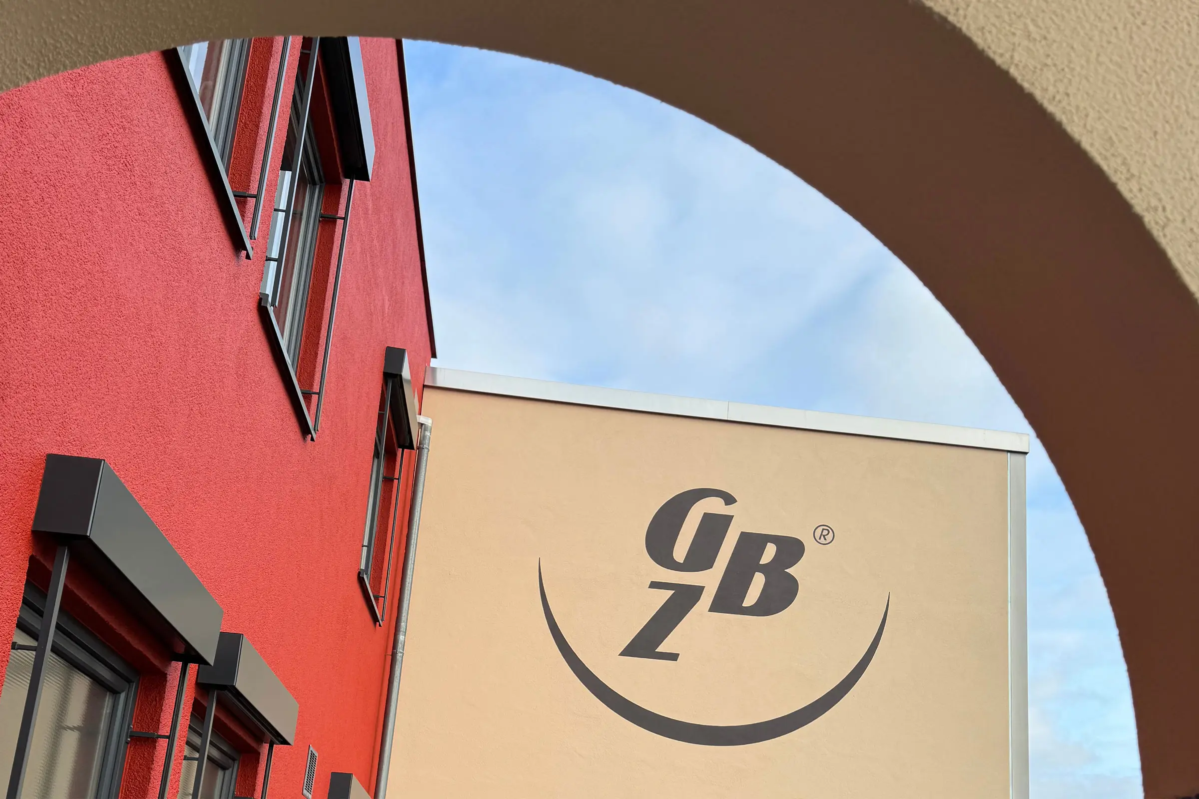 suedwest_drytec_fassade_einfamilienhaus_schoenhoefer_2400x16004