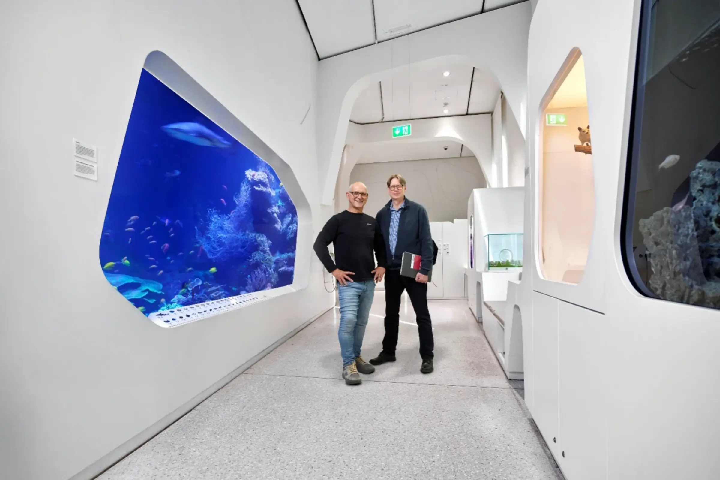 Master painter and restorer Ignaz Pitz and SÜDWEST sales representative Andreas Mörmann
